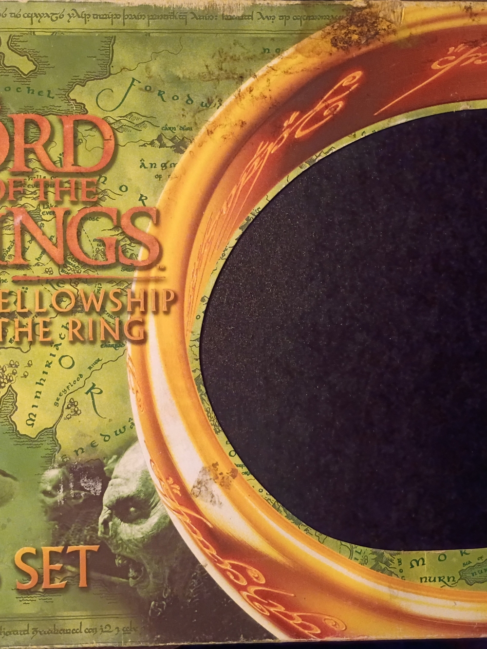 Lord of the Rings: The Fellowship of the Ring. Complete Chess Set